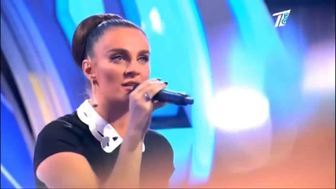 смысл песни королева
