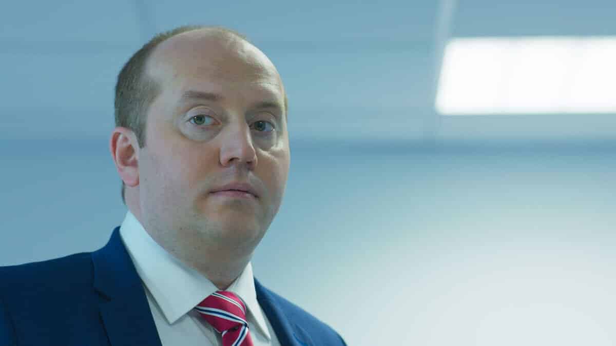 Кто снимался в сериале Ивановы-Ивановы
