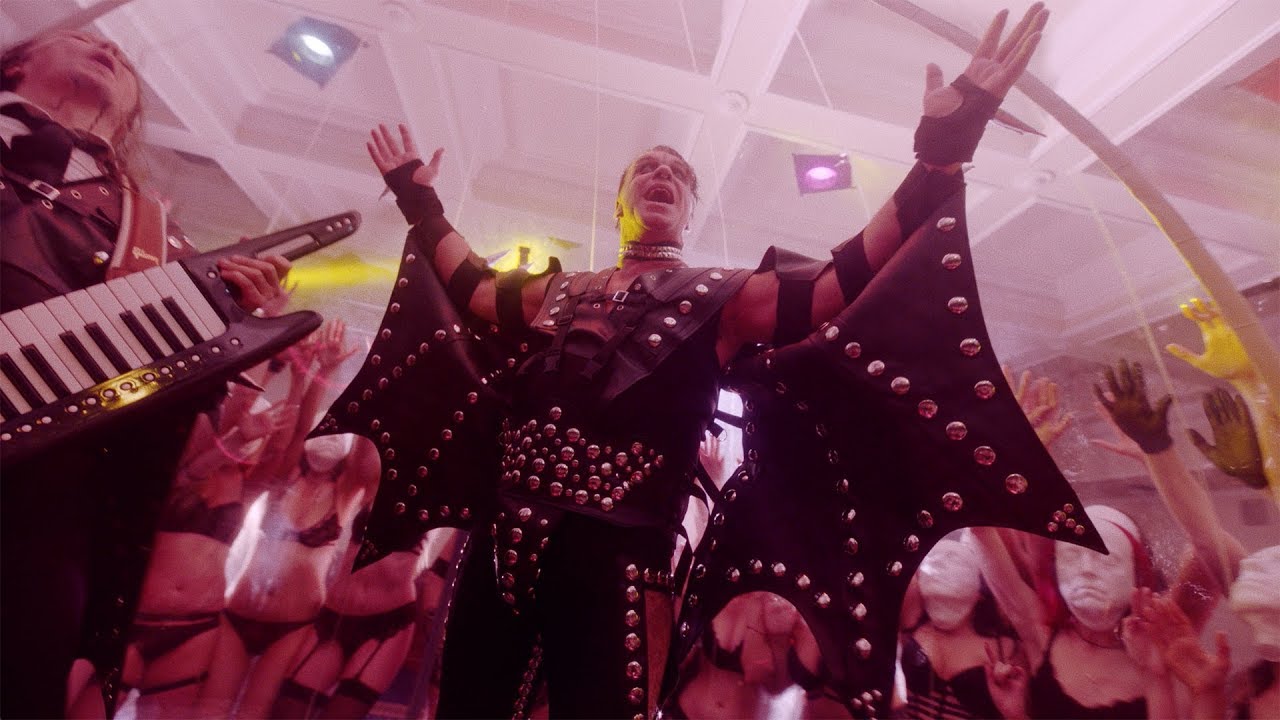 LINDEMANN "Platz eins": смысл песни и клипа