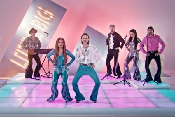 Текст песни (слова) Little Big — «UNO»