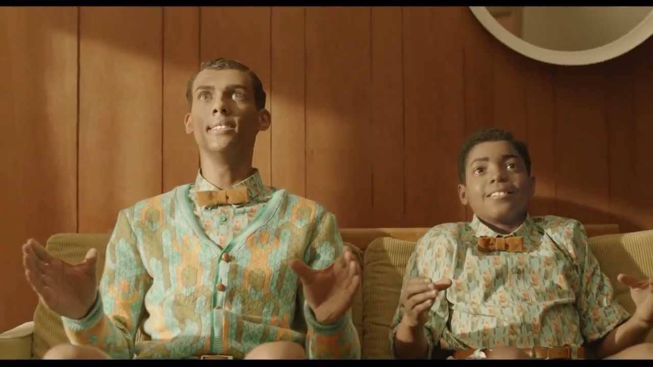 Песня "Рapaoutai" исполнителя Stromae: есть ли смысл?
