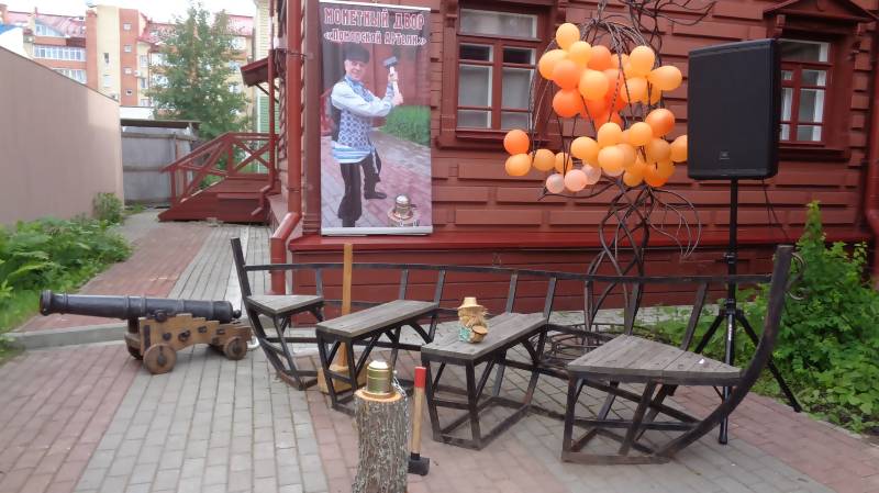 Значение и смысл пословицы "Всякий дом хозяином держится"