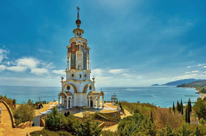 6. Храм-маяк Святителя Николая Чудотворца.