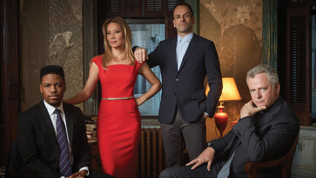 Главные персонажи сериала Элементарно в кадре