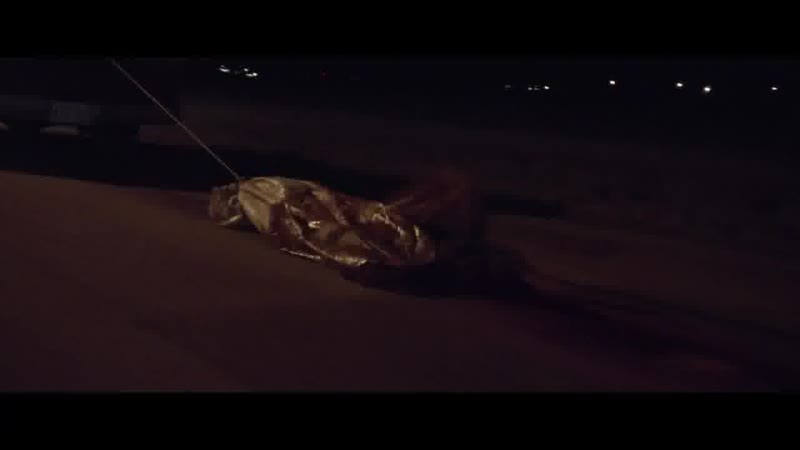 Джек везет труп по дороге