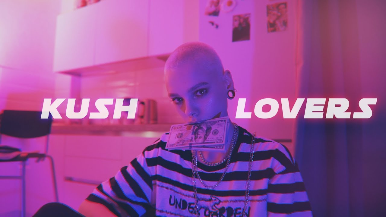 Смысл песни KUSH LOVERS "20 тысяч на запястье"?