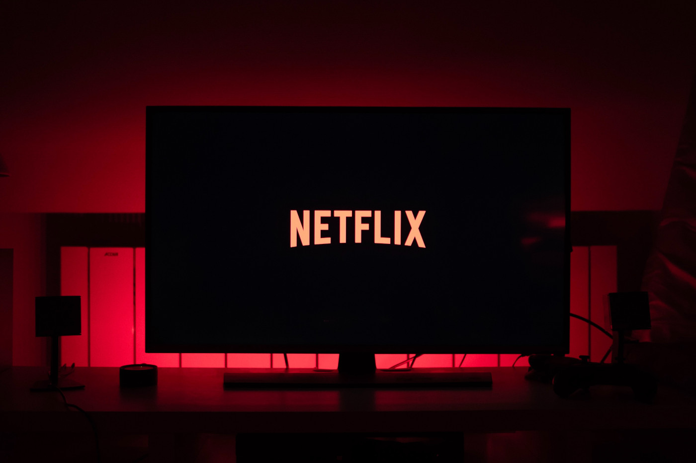 Список лучших сериалов на русском от Нетфликс
